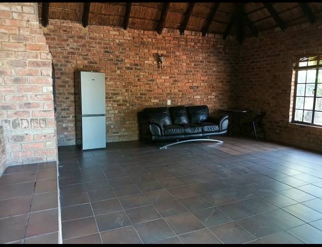 3 BEDROOM HOUSE FOR SALE IN BIRCH ACRES